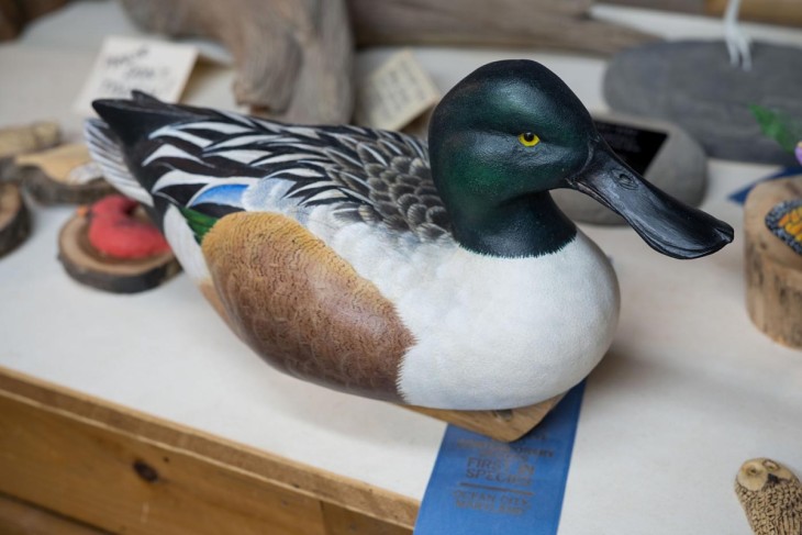Decoy carving