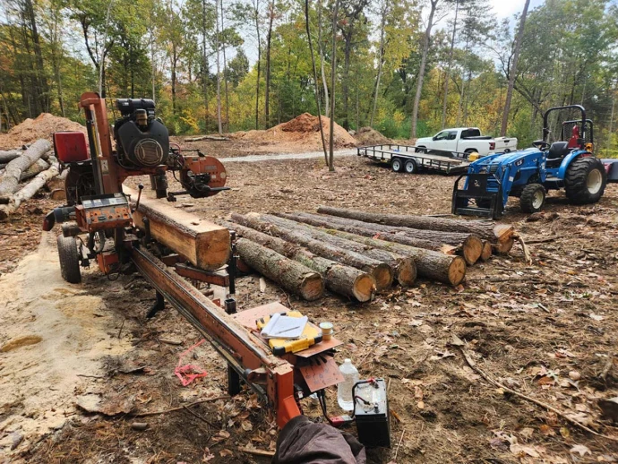 Portable mill