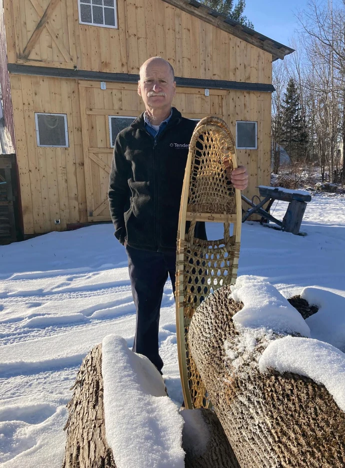 Ash snowshoes