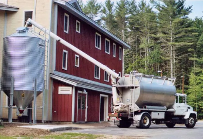 wood_pellet_delivery600_1.jpg