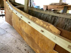 Pegging canoe