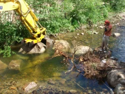 machine_in_water600.jpg Photo: James MacCartney
