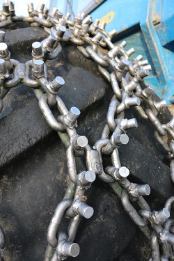 10---chains_on_forwarder_tire.jpg
