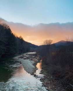 Michigan River Photo: Liz Burrows