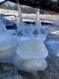 Natural ice Photo: Samantha Wolf