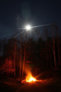 26_super_moon_fire.jpg