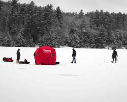 Ice fishing Photo: Sheri Larsen