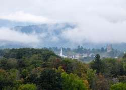 Fog valley Photo: Karinne Heise