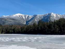 Snowy mountain Photo: Karinne Heise