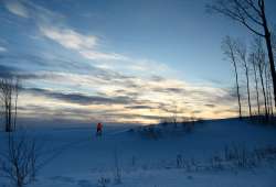 Snowshoeing Photo: Sandy Dannis