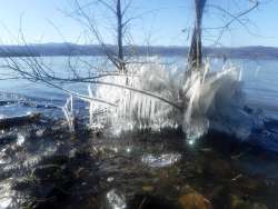 Windblown ice Photo: C.J. Frankiewicz