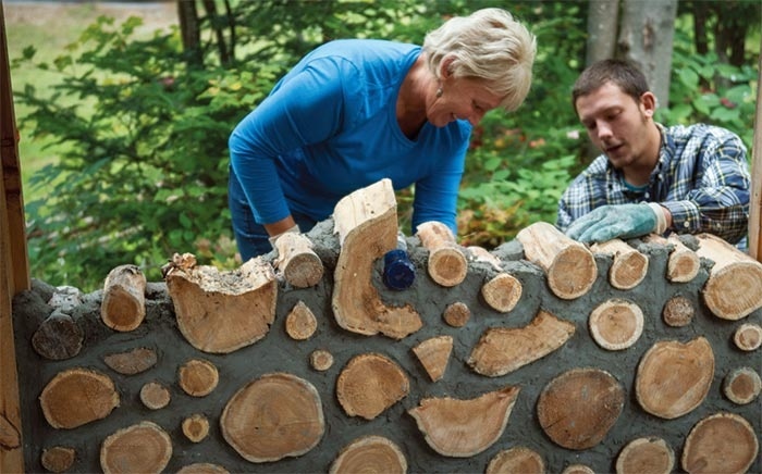 Tricks of the Trade: Building With Cordwood