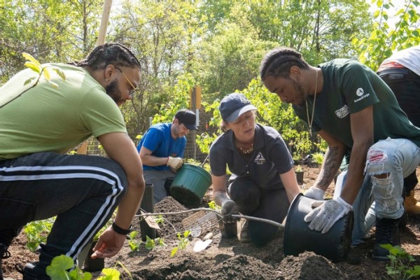 Urban Ecology with Erica Holm