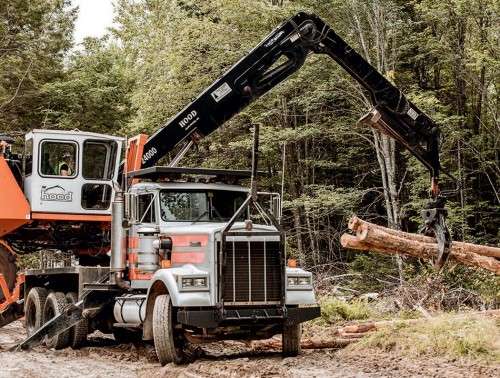 Logging truck