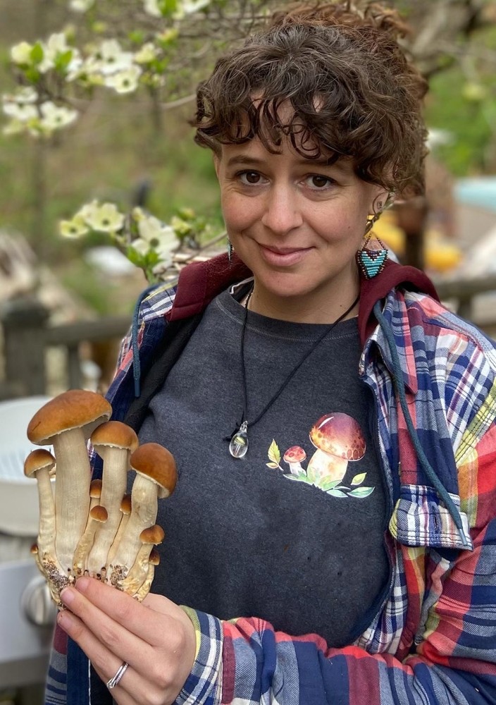 Into the Kingdom of Fungi with Deana Tempest Thomas thumbnail