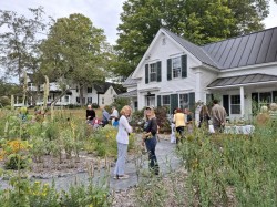 Happy visitors Photo: Emily S. Rowe