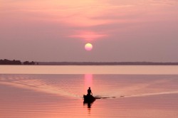 Summer lake Photo: Leif Tillotson