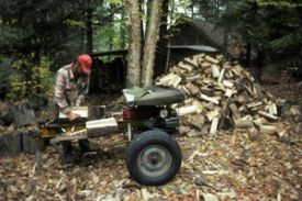 Wood_splitting_cropped.jpg thumbnail